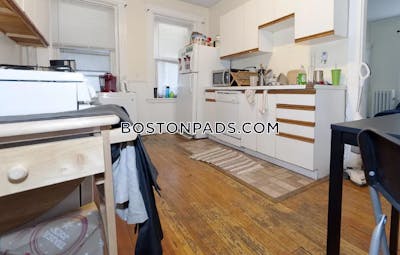 Fenway/kenmore Deal Alert! Spacious 5 Bed 2 Bath apartment in Park Dr Boston - $6,500 50% Fee