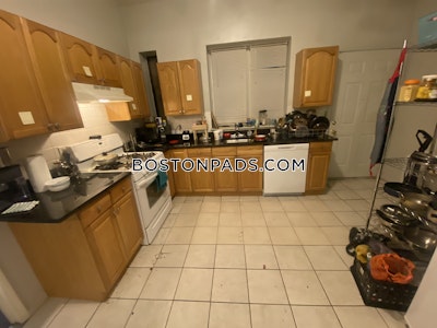 Mission Hill Lovely 3 Beds 1 Bath in Mission Hill Boston - $3,900
