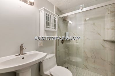 Fenway/kenmore 2 Bed 1 Bath BOSTON Boston - $2,800 No Fee