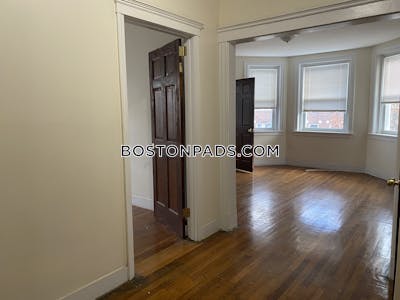 Allston/brighton Border 3 Bed 1 Bath BOSTON Boston - $2,995 50% Fee