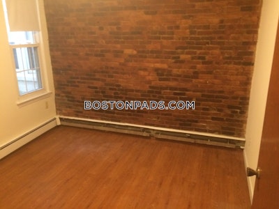 Mission Hill Great Studio 1 bath available 6/1 on South Huntington Ave in Mission Hill!!  Boston - $2,500 50% Fee