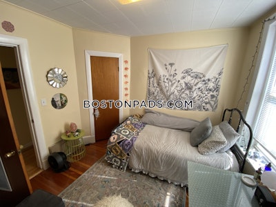 Somerville Apartment for rent 4 Bedrooms 1 Bath  West Somerville/ Teele Square - $4,300