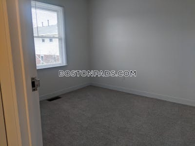 Roslindale Apartment for rent 3 Bedrooms 1 Bath Boston - $3,817