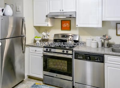 Weymouth Apartment for rent 3 Bedrooms 1 Bath - $3,849 No Fee